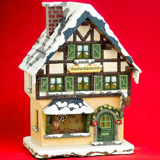 Hubrig Volkskunst | Winterkinder | Winterhaus | Zuckerbäckerei | elektrisch beleuchtet | 15 cm