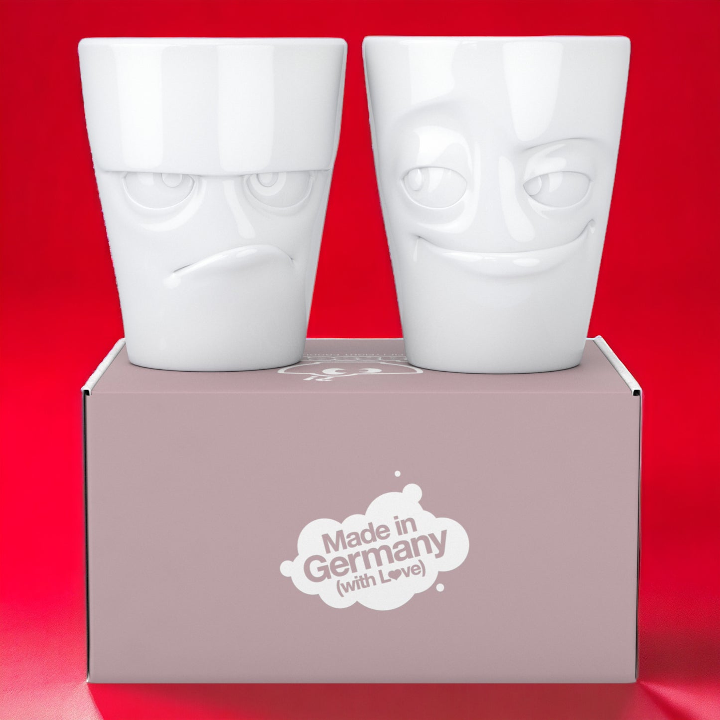 Lachende Tasse FIFTYEIGHT | 4er Becher Set | GRUMMELIG & VERSCHMITZT & VERGNÜGT & VERDUTZT | je ca. 350ml | weiß